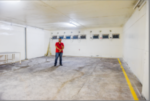 Big-coldroom-with-window-AC-units